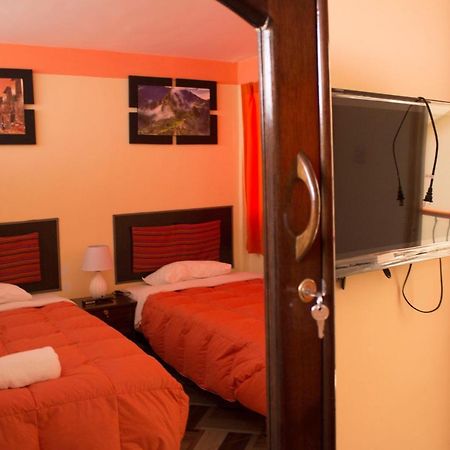 Hostal Mama K'Illa Ollantaytambo Bagian luar foto