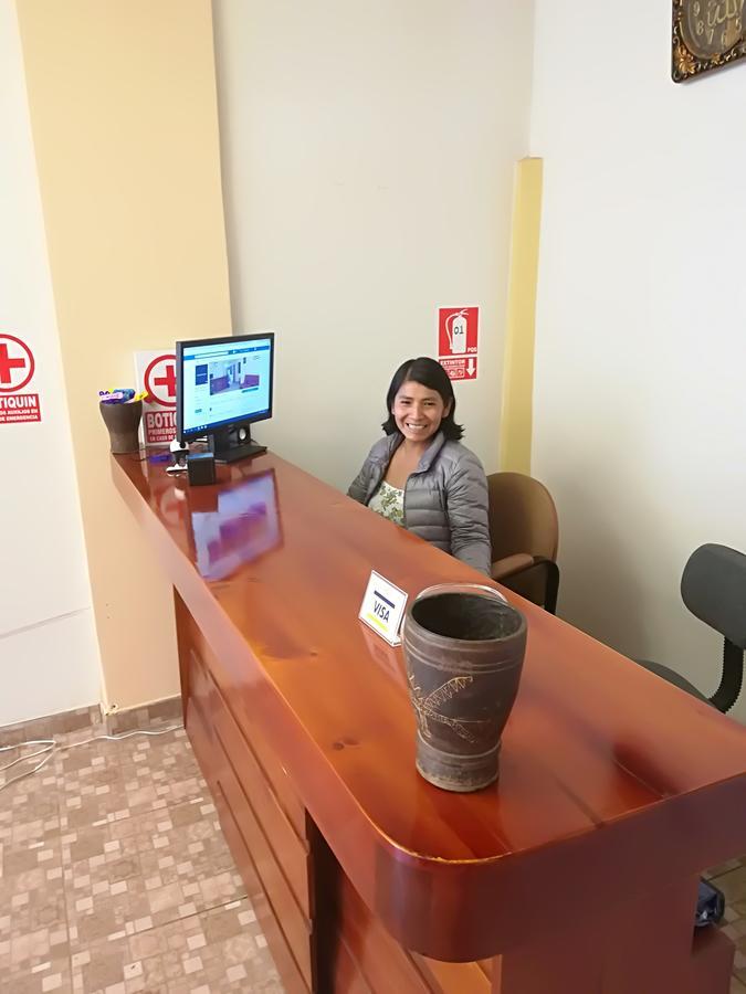 Hostal Mama K'Illa Ollantaytambo Bagian luar foto