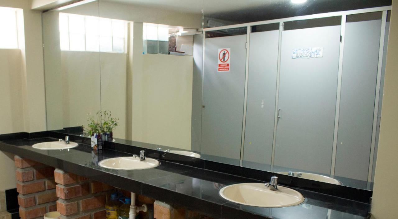 Hostal Mama K'Illa Ollantaytambo Bagian luar foto