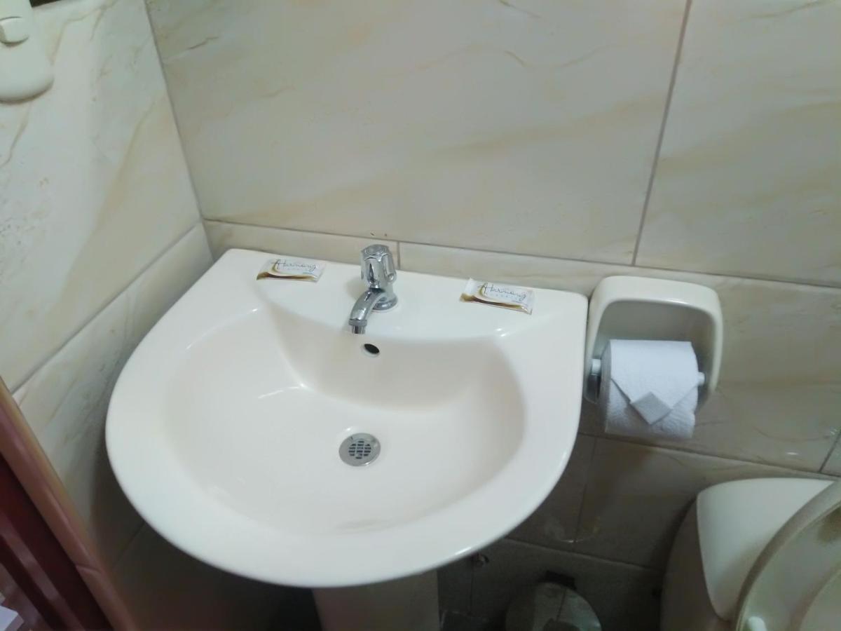 Hostal Mama K'Illa Ollantaytambo Bagian luar foto